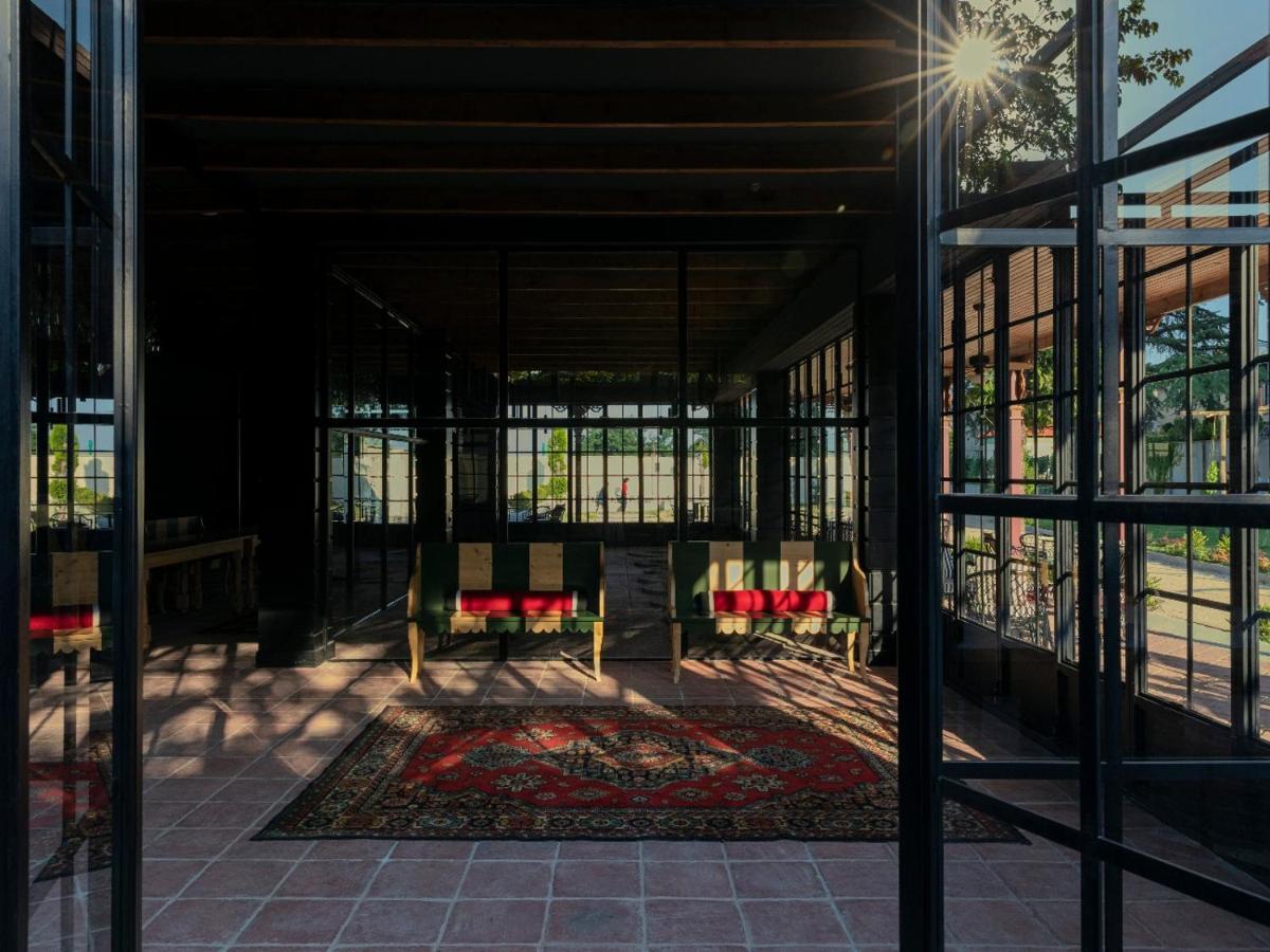 Esquisse Design Hotel Telavi Kültér fotó
